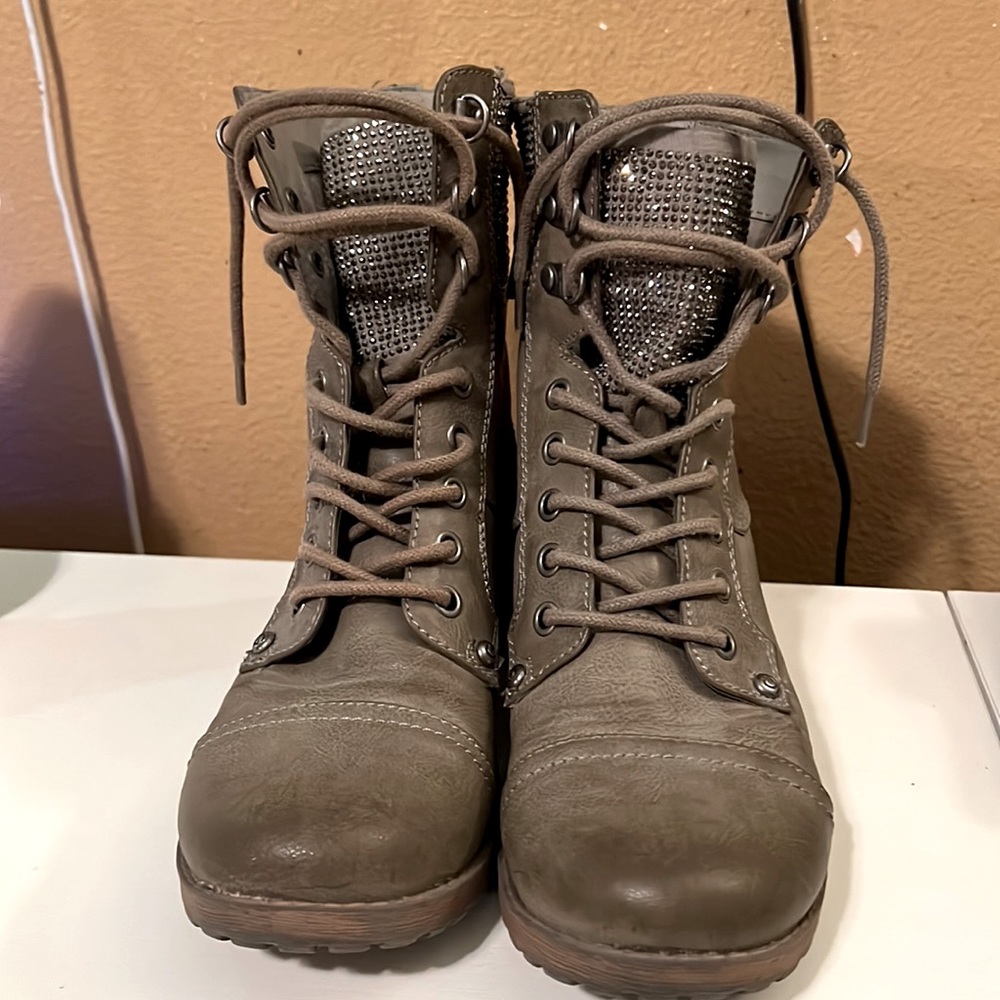 Combat Style Boots